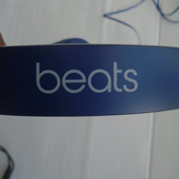 Beats by Dr. Dre EP Wired On Ears Headphones ML992LL/A Blue Note Connection - Picture 2 of 5